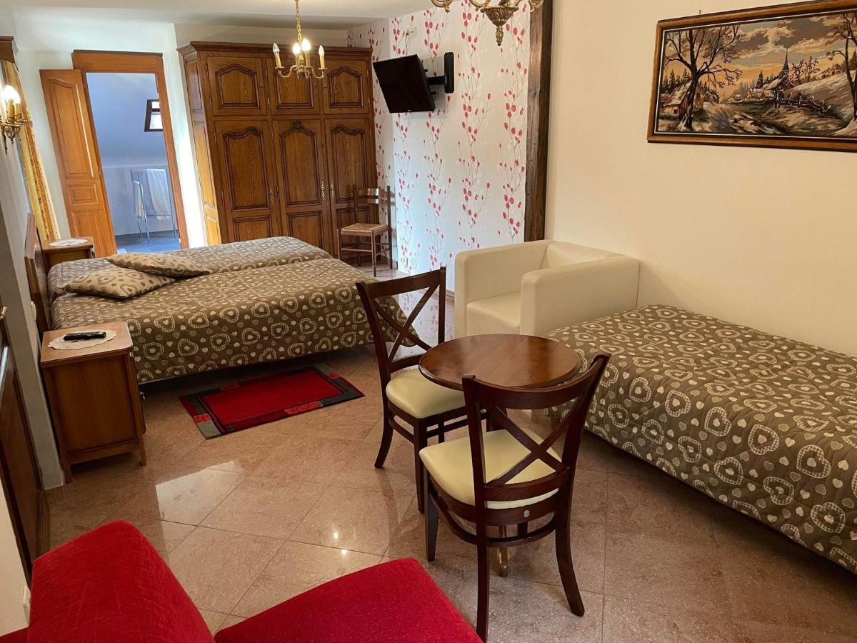 אגויסהיים La Grange Du Pape - Annexe De L'Hotel La Ferme Du Pape מראה חיצוני תמונה
