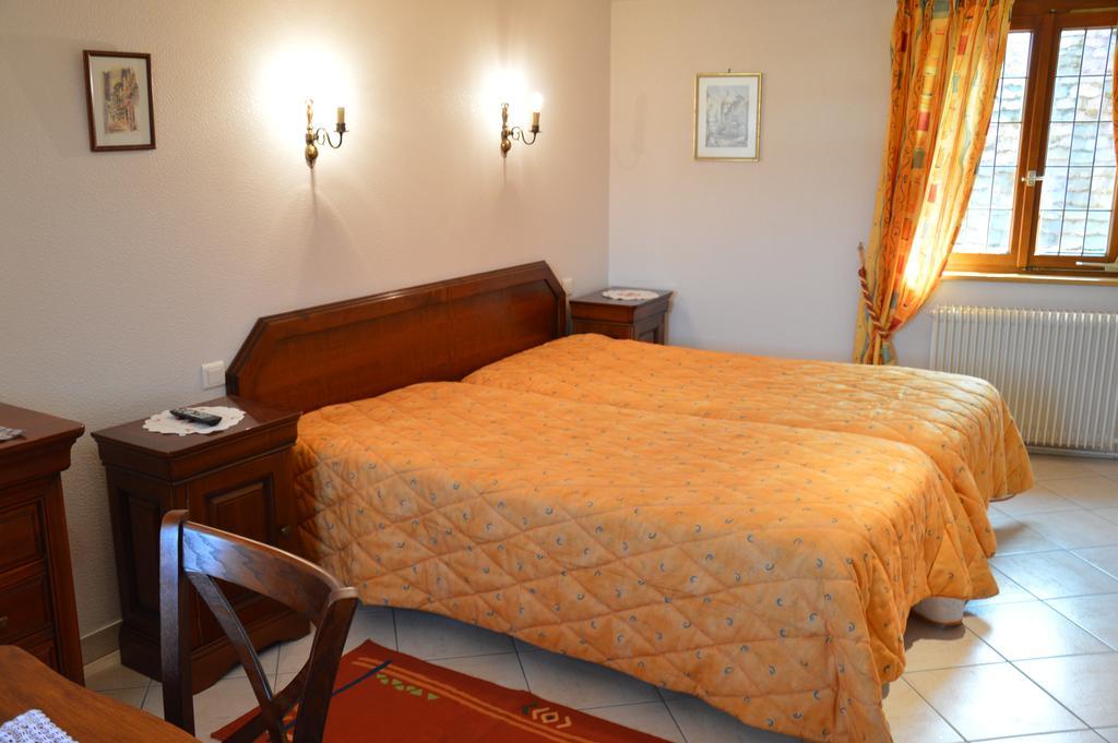 אגויסהיים La Grange Du Pape - Annexe De L'Hotel La Ferme Du Pape מראה חיצוני תמונה